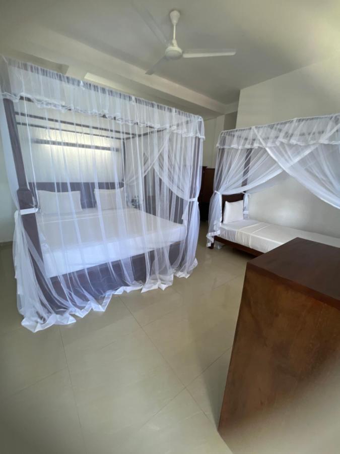 Happy Bay Otel Weligama Dış mekan fotoğraf