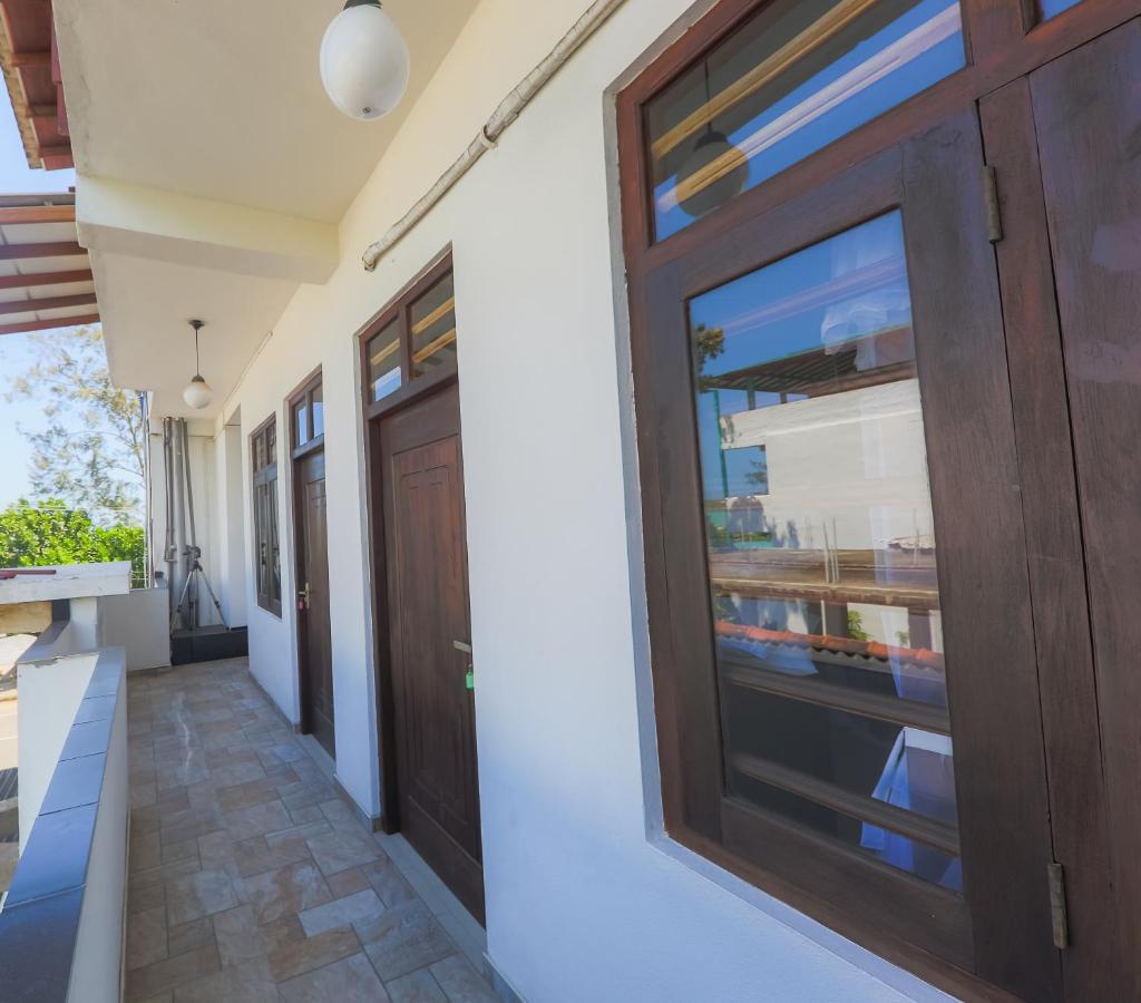 Happy Bay Otel Weligama Dış mekan fotoğraf
