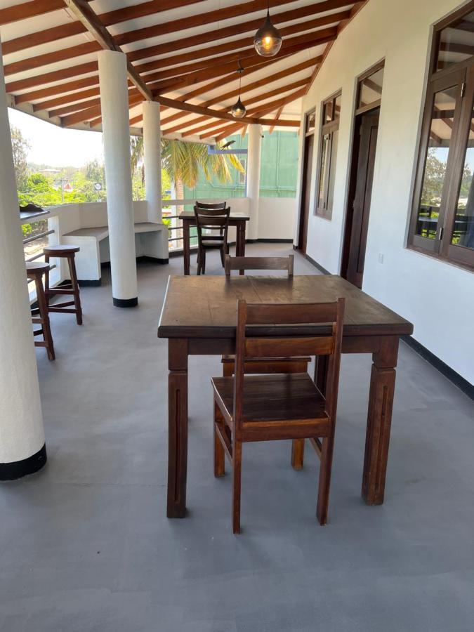 Happy Bay Otel Weligama Dış mekan fotoğraf