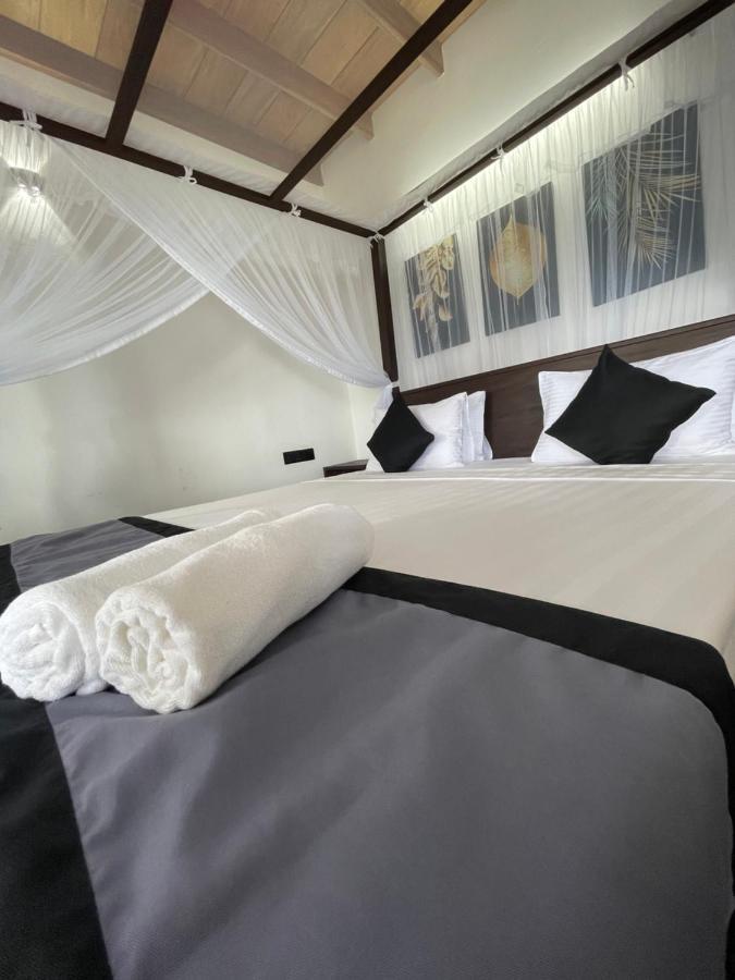 Happy Bay Otel Weligama Dış mekan fotoğraf