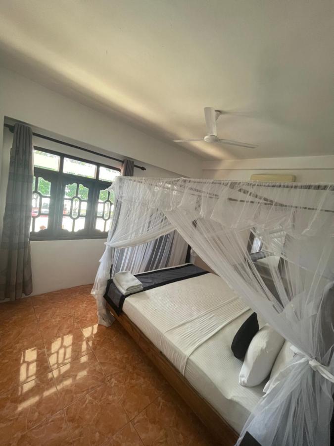 Happy Bay Otel Weligama Dış mekan fotoğraf