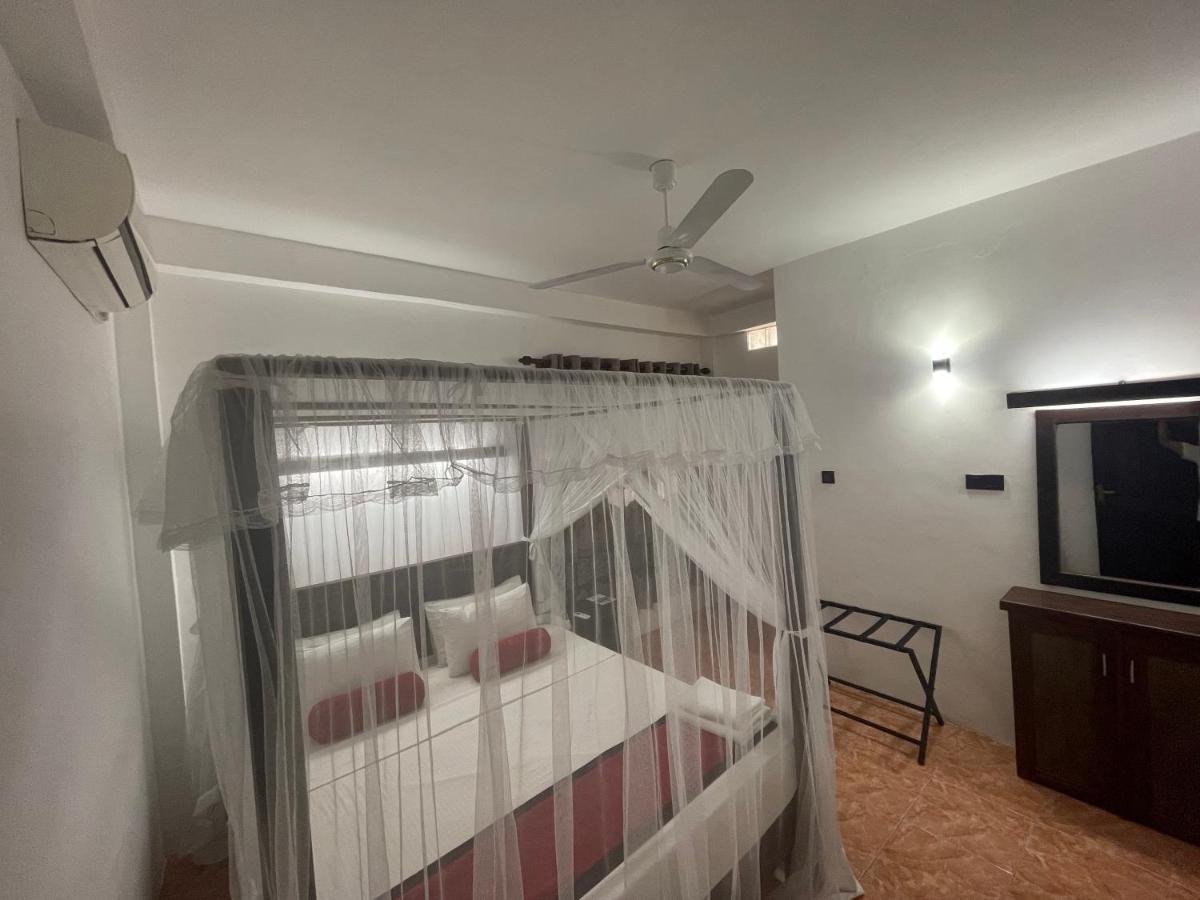 Happy Bay Otel Weligama Dış mekan fotoğraf