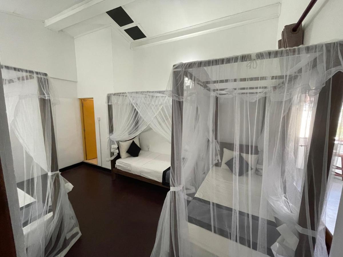 Happy Bay Otel Weligama Dış mekan fotoğraf