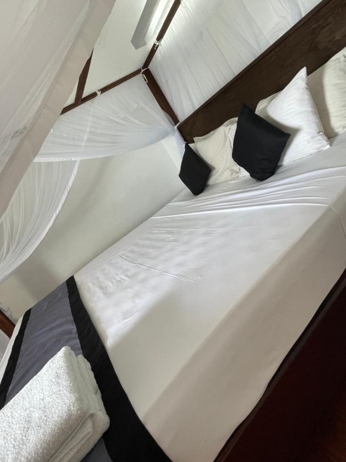 Happy Bay Otel Weligama Dış mekan fotoğraf